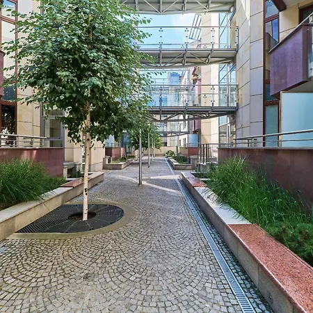 Krawiecka By Renters *